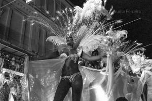 Desfile do Grêmio Recreativo Escola de Samba Beija-Flor de Nilópolis