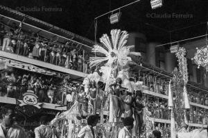 Desfile do Grêmio Recreativo Escola de Samba Beija-Flor de Nilópolis