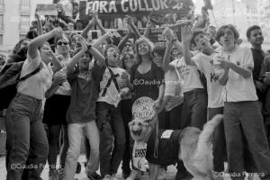 Estudantes nas ruas pelo impeachment do presidente Collor de Melo 