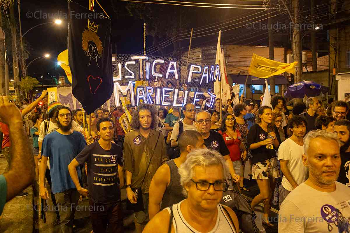 MARCHA TAMBORES POR MARIELLE E ANDERSON, 1 MÊS DE LUTA