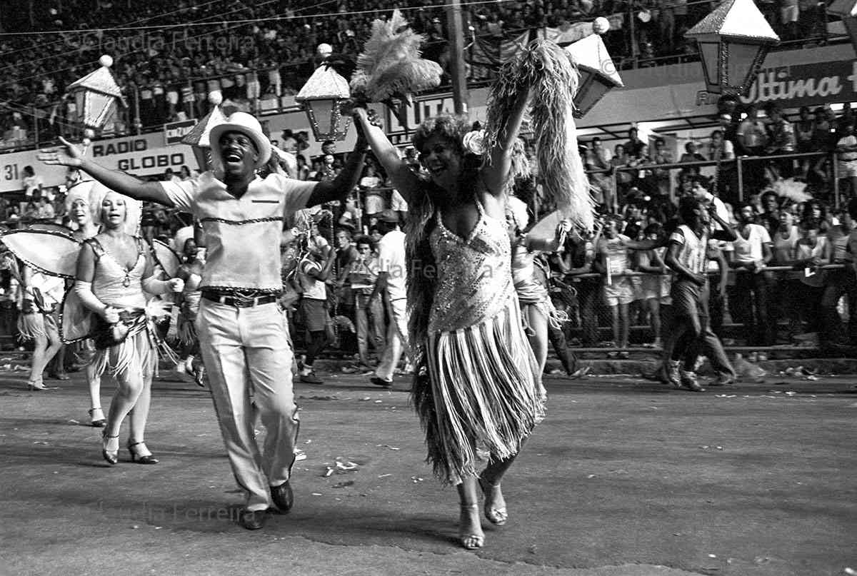 Desfile do Grêmio Recreativo Escola de Samba Estação Primeira de Mangueira