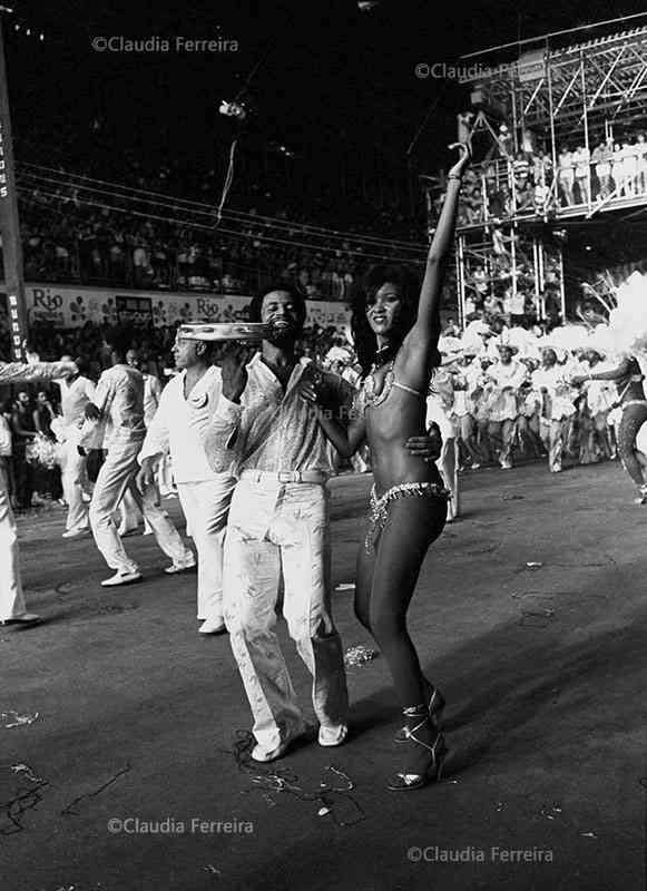 Parade of Recreative Society  Samba School Beija-Flor de Nilópolis. 