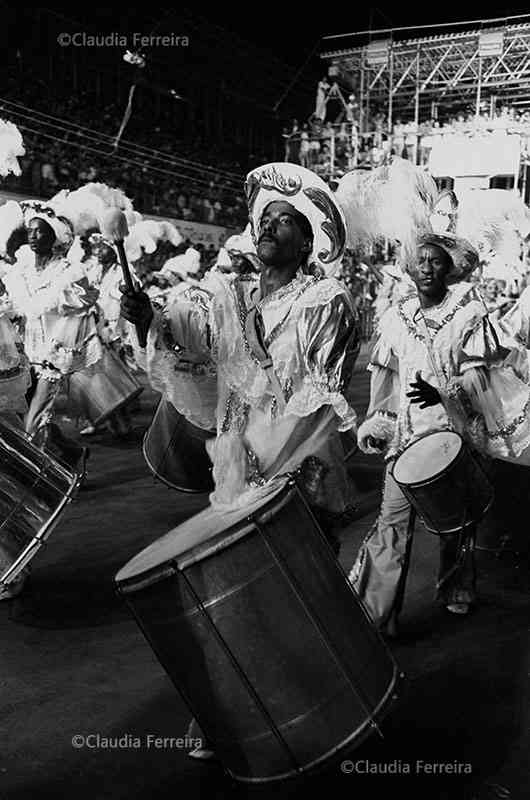 Parade of Recreative Society  Samba School Beija-Flor de Nilópolis. 