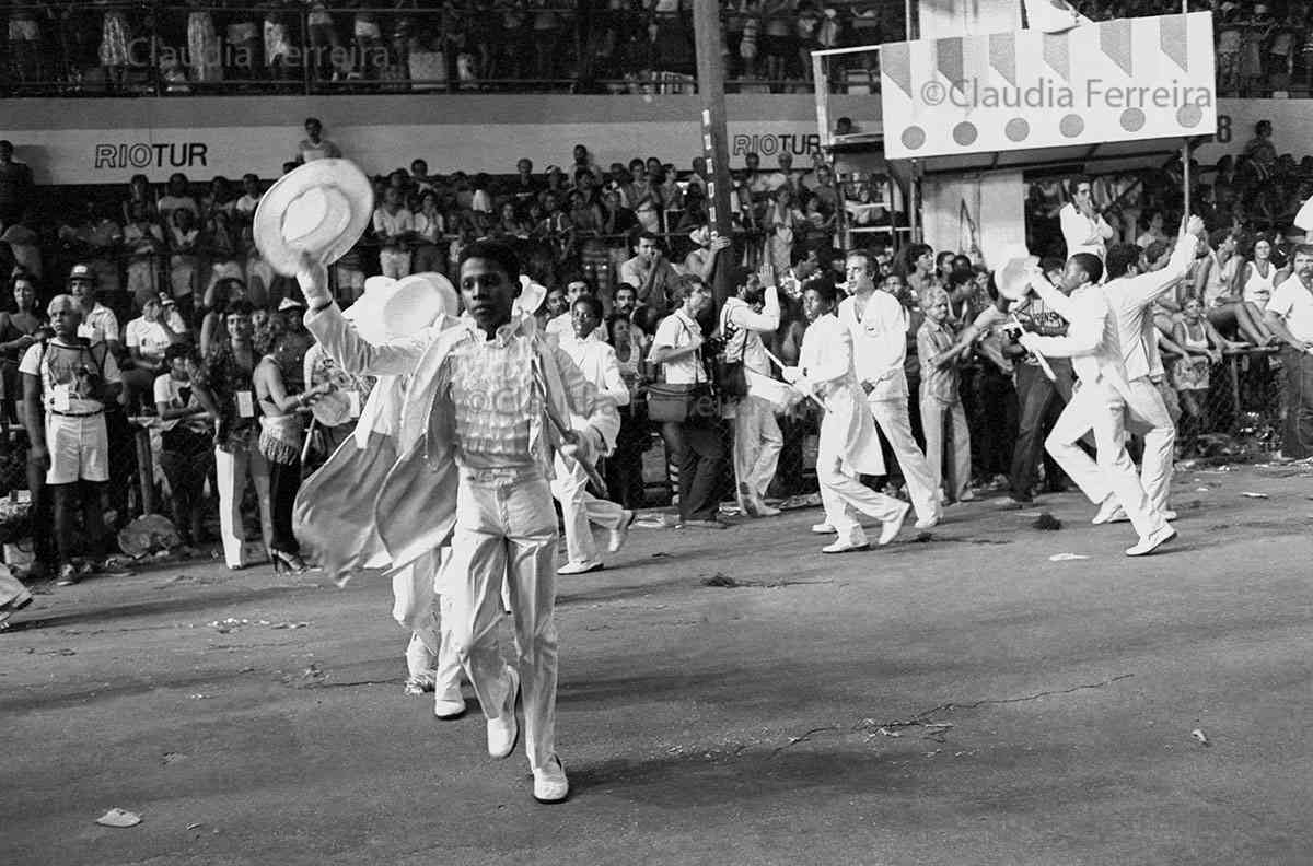 Desfile do Grêmio Recreativo Escola de Samba Beija-Flor de Nilópolis