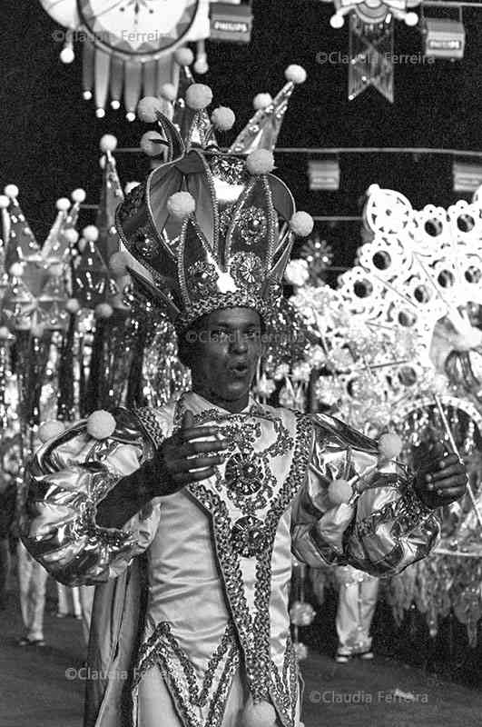 Parade of Recreative Society  Samba School Unidos de Vila Isabel.