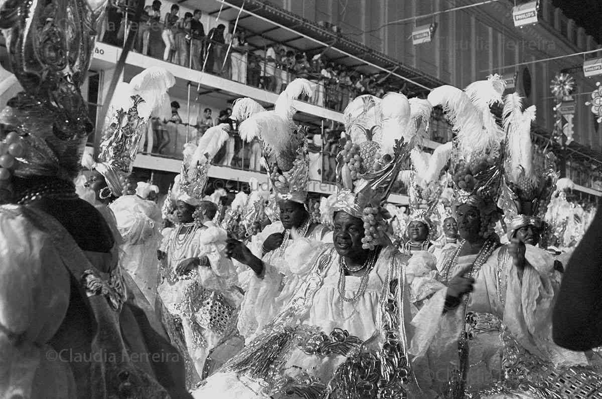 Desfile do Grêmio Recreativo Escola de Samba Beija-Flor de Nilópolis