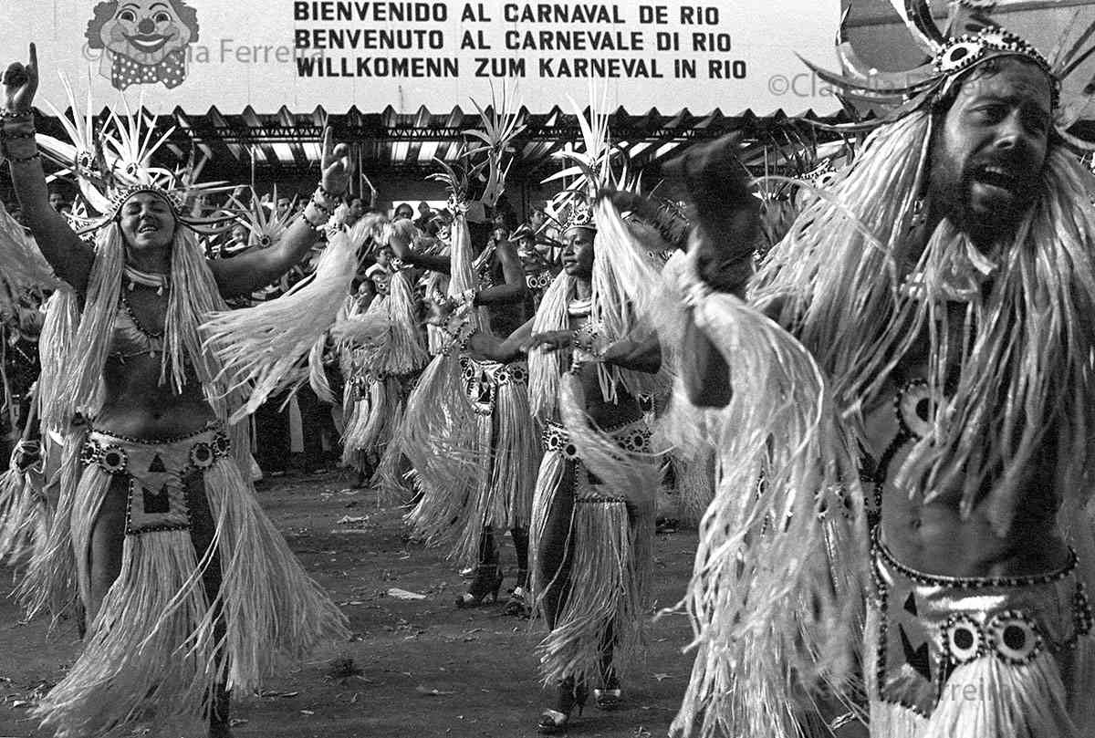 Desfile do Grêmio Recreativo Escola de Samba Portela