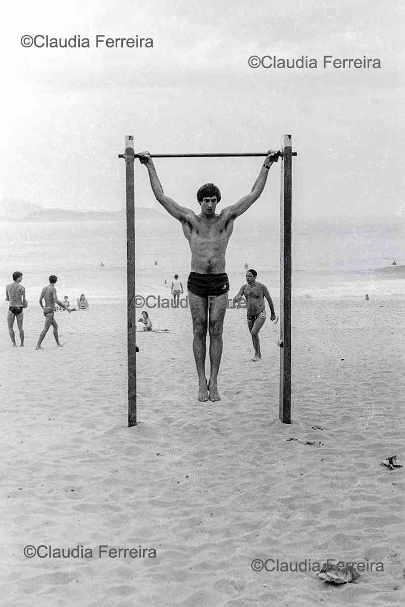 Flexões na Praia de Ipanema