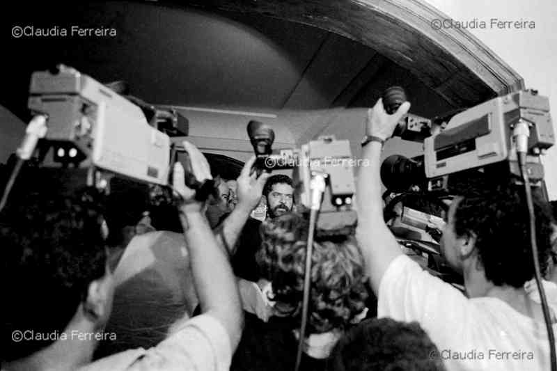 Campanha Eleitoral do candidato à presidência Lula Campanha Eleitoral do candidato à presidência Lula